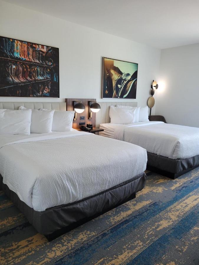 La Quinta Inn & Suites By Wyndham Террелл Екстер'єр фото