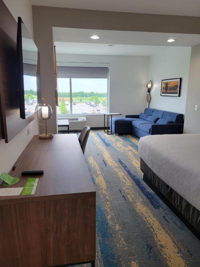 La Quinta Inn & Suites By Wyndham Террелл Екстер'єр фото
